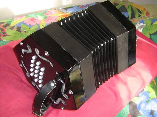 Student Concertina (Excelent Condition)