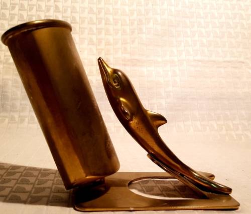 Stunning Dolphin glasses/pen holder!