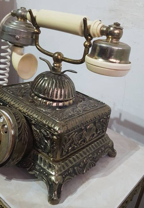Unique Vintage Telephone and table!!!