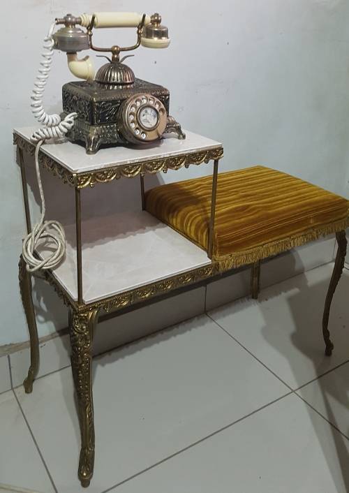 Unique Vintage Telephone and table!!!