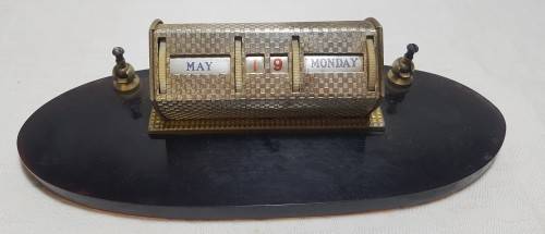 Vintage desk calendar
