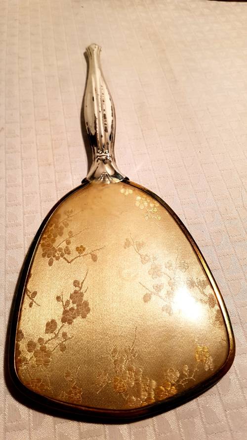 Super Vintage!! Woman`s Grooming Set!