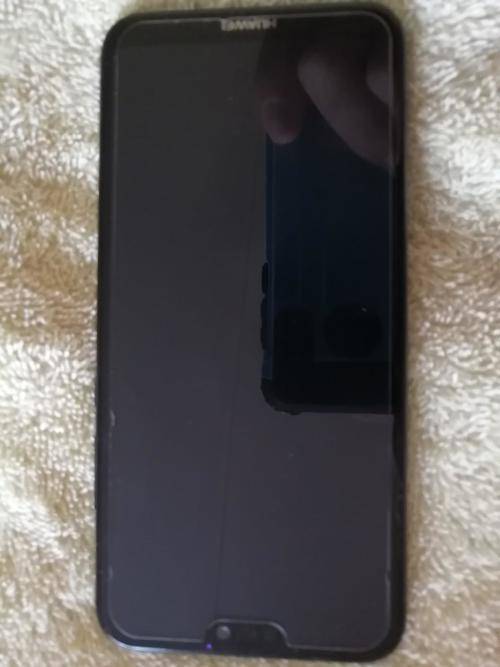 Huawei P20 Lite in new condition. A bargain at this starting price of R 1700.