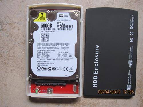 WESTERN DIGITAL 500Gb SATA HARD DRIVE IN EXTERNAL CASE.