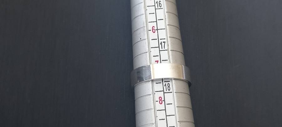 Lot of 5 Sterling silver rings /1/