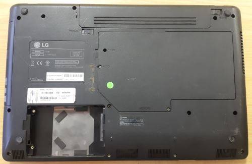 LG (i3) C500 Laptop - Selling as spares or for repairs