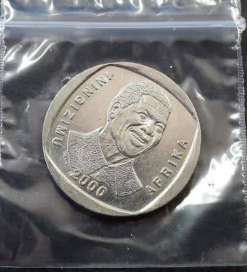 'Smiley' Mandela R5.00 coin - Rotated Dies - RARE!!!!! (IN ZIP - LOCK BAG )