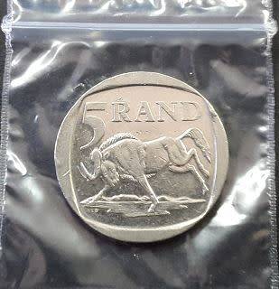 'Smiley' Mandela R5.00 coin - Rotated Dies - RARE!!!!! (IN ZIP - LOCK BAG )