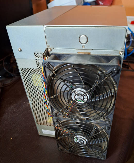 Antminer S19 Pro 104TH - Excellent condition.