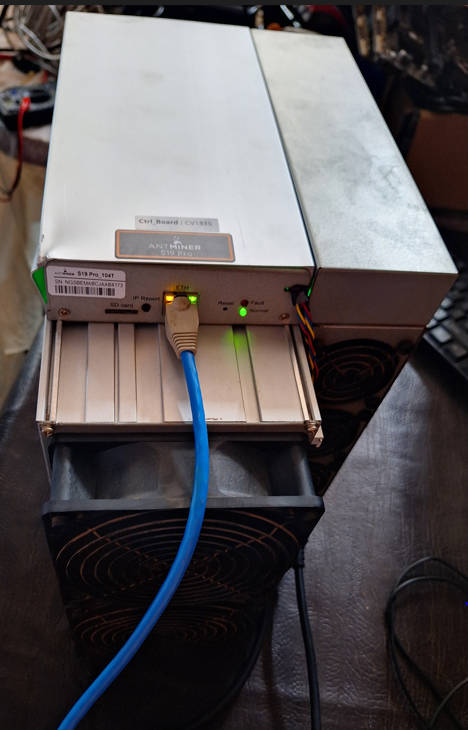 Antminer S19 Pro 104TH - Excellent condition.