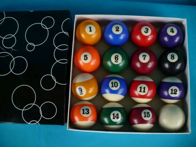 FULL SET OF POOL BALLS BOXED