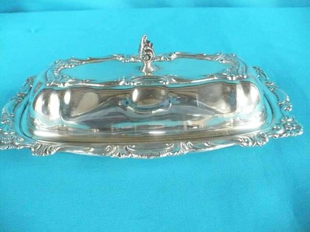 ELEGANT SILVER PLATED BUTTER DISH (LOUIS PLATE)