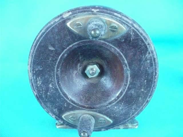 VINTAGE WOOD & BRASS  STRAPBACK  FLY FISHING REEL   90 MM