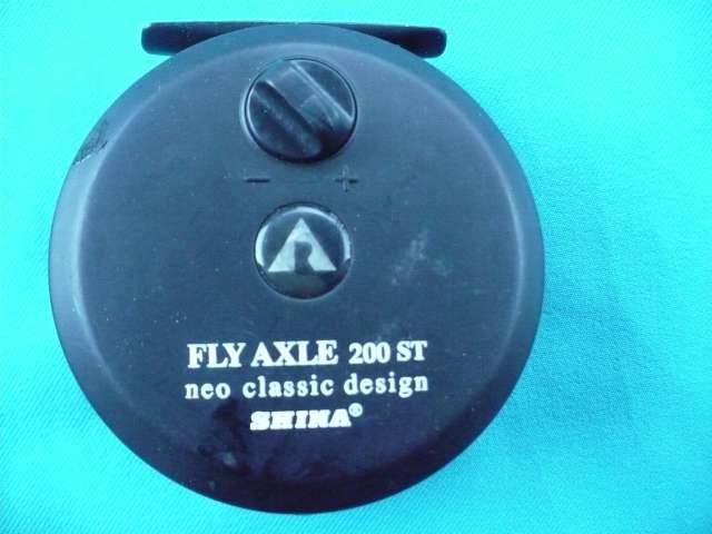 SHINA FLY AXLE 200 ST  NEO CLASSIC DESIGN FISHING REEL