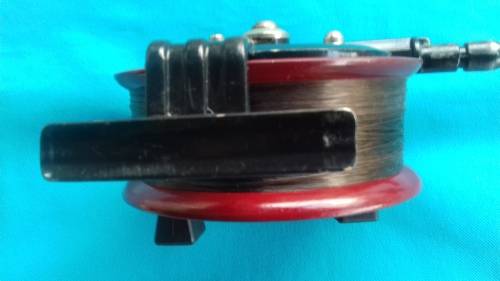 MAGNUM 101 FISHING REEL