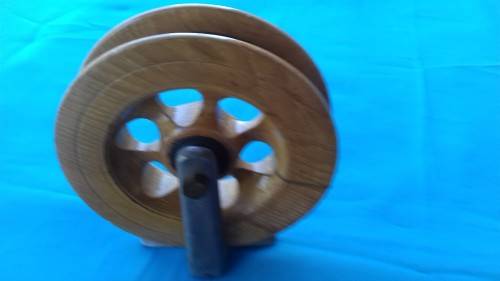 VINTAGE SCARBOROUGH REEL  15.5 CM