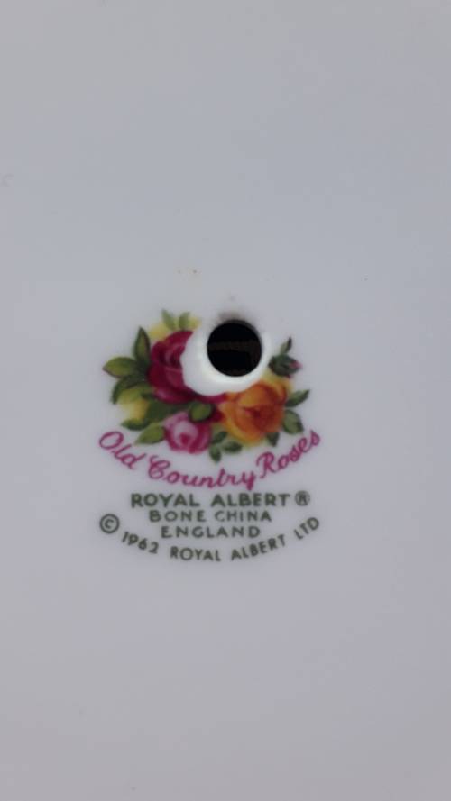 2 TIER ROYAL ALBERT "OLD COUNTRY ROSES" CAKE  STAND