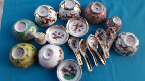 25 PIECES MIXED PATTERN CHINESE CROCKERY