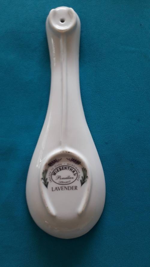 WIESENTHAL  "LAVENDER"  SPOON REST