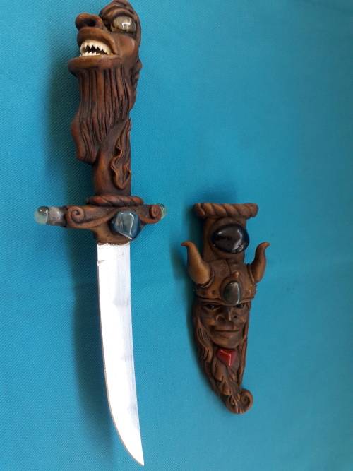 VINTAGE BRAZILIAN CRAFTED DAGGER IN SHEATH