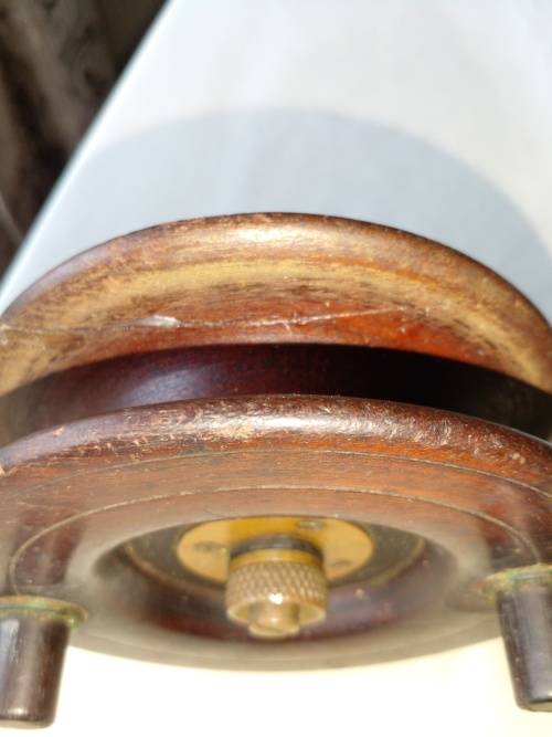 VINTAGE SCARBOROUGH STYLE WOOD AND BRASS 5 INCH FISHING REEL