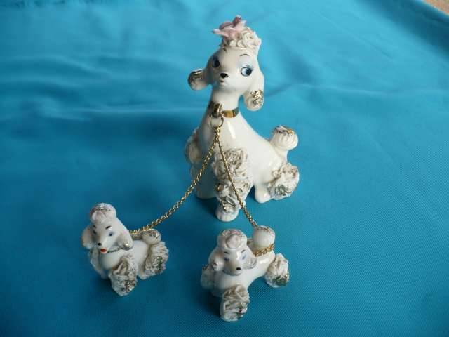 CERAMIC  POODLE WITH 2 PUPS  1960'S