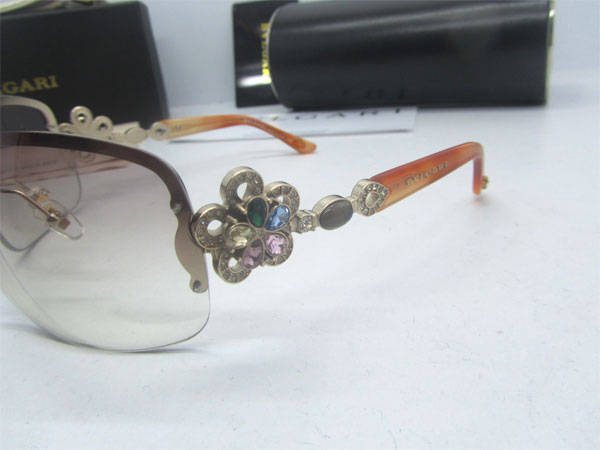 ORIGINAL BVLGARI LADIES SUNGLASSES IN BOX   ##BRAND NEW##