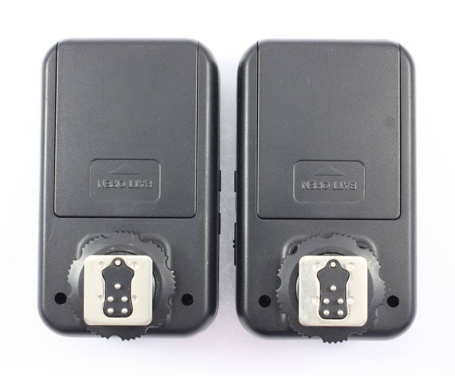 Wireless Flash Trigger x 2 For Canon - Yongnuo YN622C Transceiver