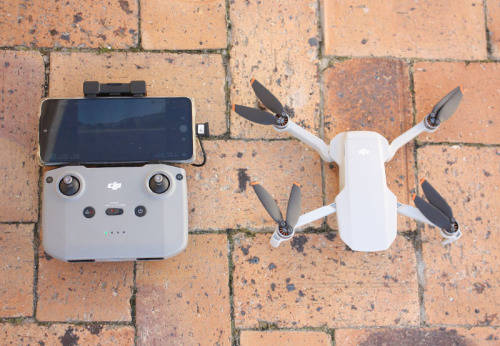 DJI Mini 2 Fly More Combo