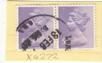 GB Pair of 5p QEII Stamps. As Image.