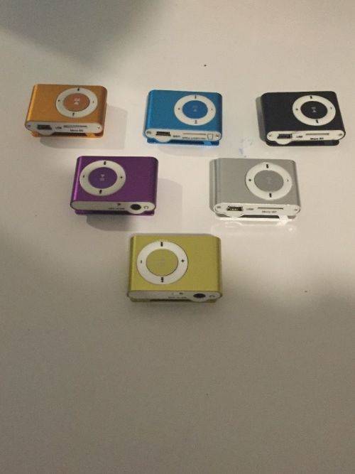 MP3 PLAYERS NOW ON CRAZY WEDNESDAY AUCTION