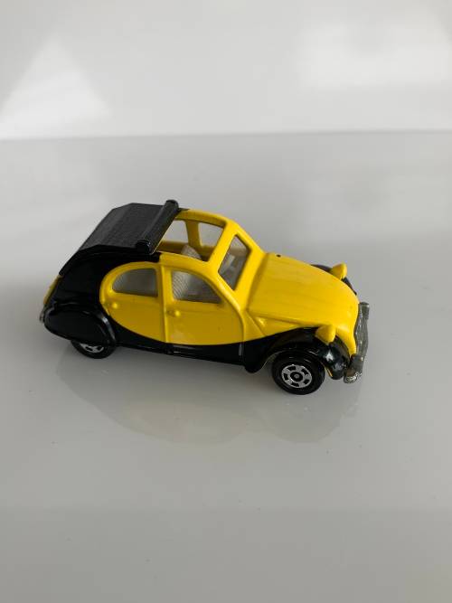 Tomica Citroen 2cv