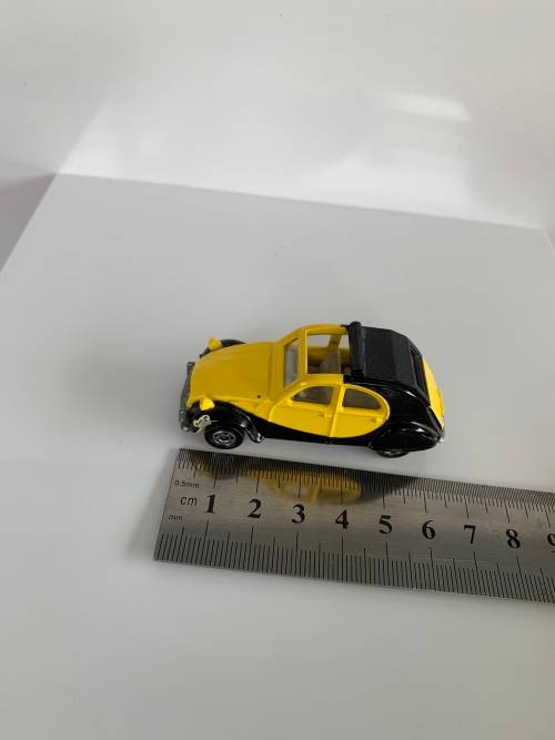 Tomica Citroen 2cv