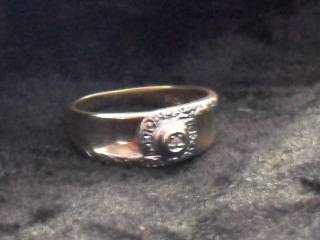 Solid 9ct gold ladies diamond ring