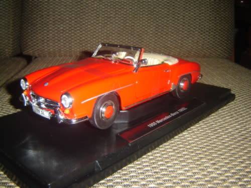 1955 MERCEDES BENZ 190 SL CABRIO DIECAST SCALE 1/18 BY WELLY IN DISPLAY BOX