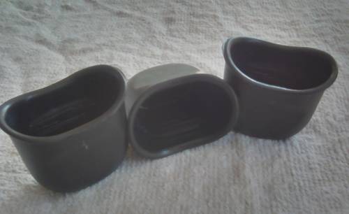 PLASTIC eye bath black