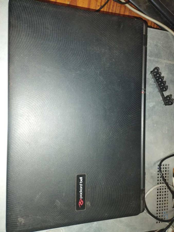 Packard Bell N15W4 - Needs charger