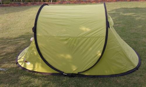 Pop-up tent