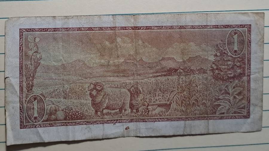 1973 - One Rand/Een Rand -  B90 852934 -  TW de Jongh 2nd Issue -  Demonetised -  Yes - Watermark -