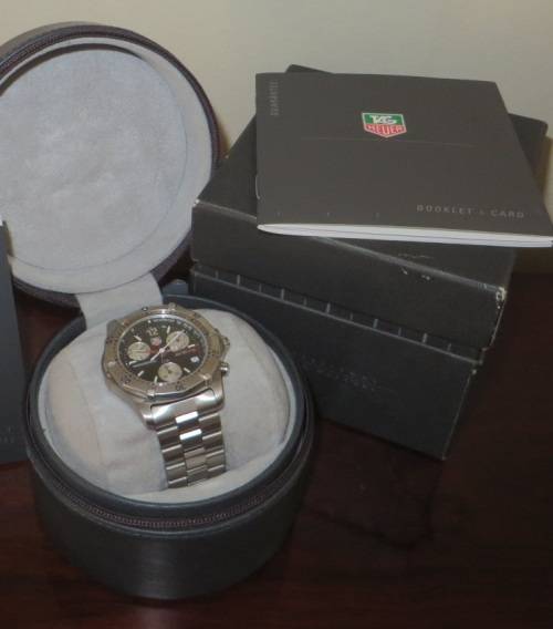 TAG HEUER Professional 200m Chronograph**Brand new** Looks like its Never Been Worn**Working 100%