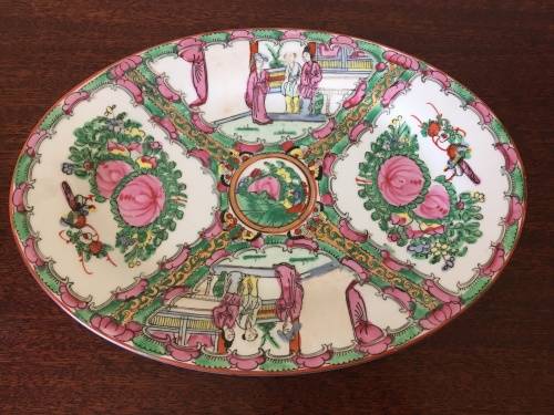 Old Chinese Hand Painted Oval Dish** Very Nice Piece** Old chinese Markings??