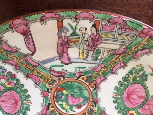 Old Chinese Hand Painted Oval Dish** Very Nice Piece** Old chinese Markings??