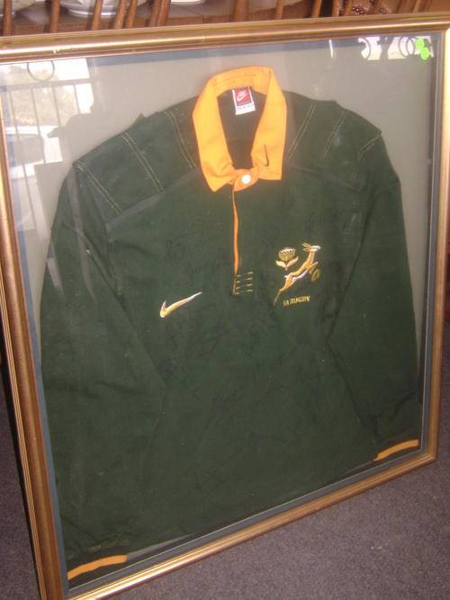 1999 SPRINGBOK SIGNED RUGBY JERSEY!!! IN GLASS COVERED FRAME!! ***cRaZy R1 START***!!!