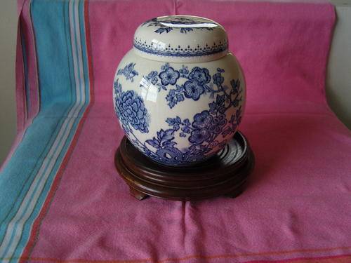 Vintage Mason's Ironstone Ginger Jar-blue and white