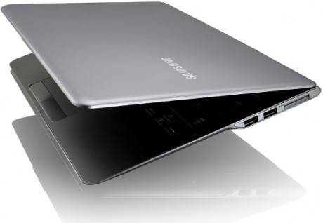 Samsung 530U3B Ultrabook 128GB SSD 4GB RAM Intel Core i5 NEW IN BOX!!!!