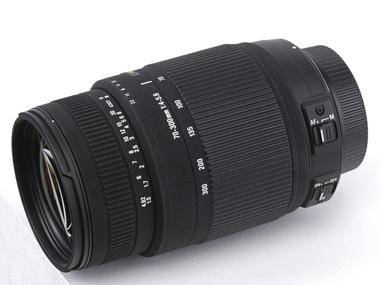 Sigma 70-300mm F4-5.6 DG OS Zoom Lens for Full Frame Camera Canon Mount Like NEW!!!!!