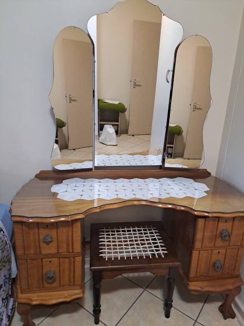 Dressing Table - Solid Kiaat
