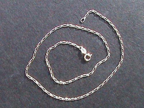 STERLING SILVER CHAIN 40 CM LONG ......