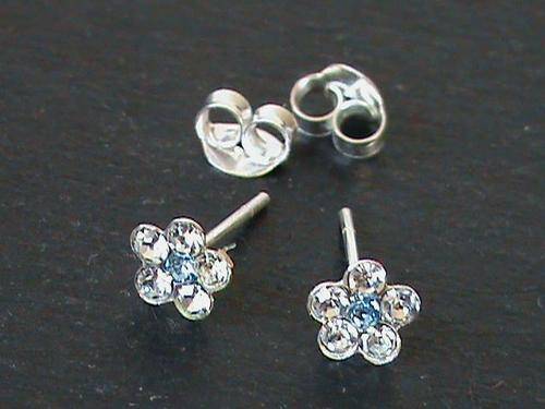 STERLING SILVER FLOWER STUD EARRINGS......
