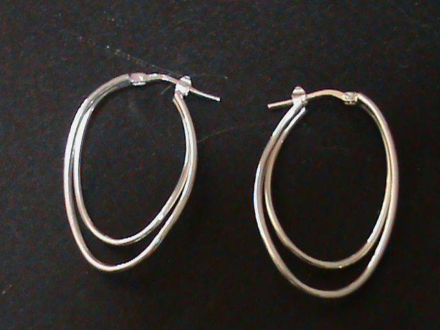 SOLID STERLING SILVER EARRINGS.